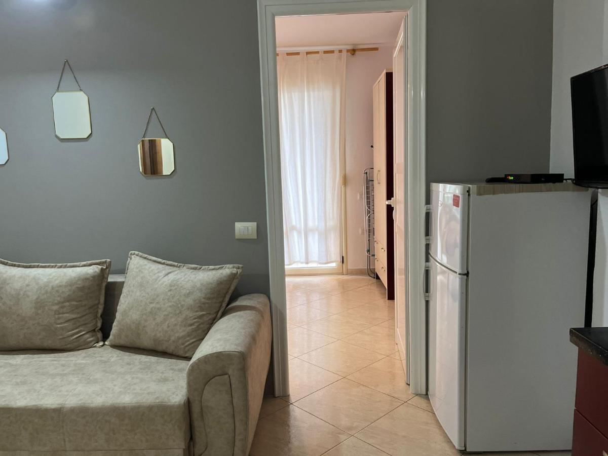 Lungomare Vlore Con Garage Privato 2 Apartment Exterior photo